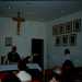 Questa foto del 1993 mostra l'icona di San Cristoforo affissa sul lato destro della chiesetta, al cui posto oggi ci sono dei quadretti della via Crucis