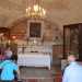 La cappella  a stanza unica, con una piccola sacrestia sulla sinistra chiusa da una tenda. L'umido dei tufi e delle pietre a vista delle pareti rivela la sua tipica natura di chiesa rurale. Allinterno si possono ammirare un antico altare di pietra e un bel quadro della nativit di Santa Maria sulla parete frontale 