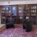 La biblioteca del centro Bah'i: al suo interno si trovano tanti libri religiosi, non solo di fede bah'i