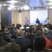 Un'altra fase di discussione dell'assemblea