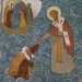 lungo le pareti si inseguono scene della vita di San Nicola che si intrecciano a personaggi della storia russa. Un motivo floreale nei toni pastello del beige e del verde salvia profila ogni scena, cingendo l'attaccatura dei grandi lampadari e donando unit e armonia al tutto