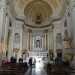 L'interno della Chiesa del Ges: un'unica ampia e luminosa sala di 30 metri per 18