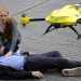 Un drone che funge da ambulanza. Costruito da uno studente olandese,  equipaggiato con un drefribillatore ed  in grado di raggiungere rapidamente le vittime di attacco cardiaco