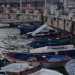 Alcuni gozzi e altre barche da pesca attraccate sul lungomare di Bari