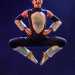 Ballerina durante il saggio di fine anno nell'esecuzione di una batteria