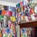 L'interno del negozio colmo di scarpe