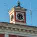 L'orologio sulla facciata del Palazzo della Prefettura in corso Vittorio Emanuele II a Bari