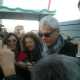 Bari, 5 dicembre 2013, Claudio Baglioni accoglie i suoi fans e si intrattiene per il Firmacopie