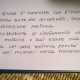 Una grafia che non presenta allungamenti n� in alto n� in basso, ed � la tipica scrittura delle nuove generazioni, che denota un attaccamento al presente e poco ascolto delle proprie emozioni