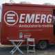 Uno dei due minivan di Emergency che funge da ambulatorio mobile vicino al Ghetto di Rignano Garganico dal caratteristico colore rosso acceso e con la scritta ben in evidenza